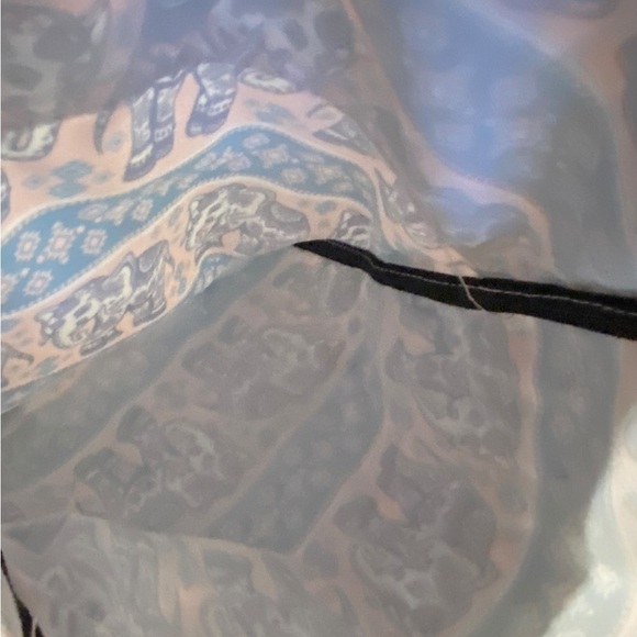 Yogiii Tote Elephant Graphic Yoga Sling Bag -NWT - Picture 11 of 14